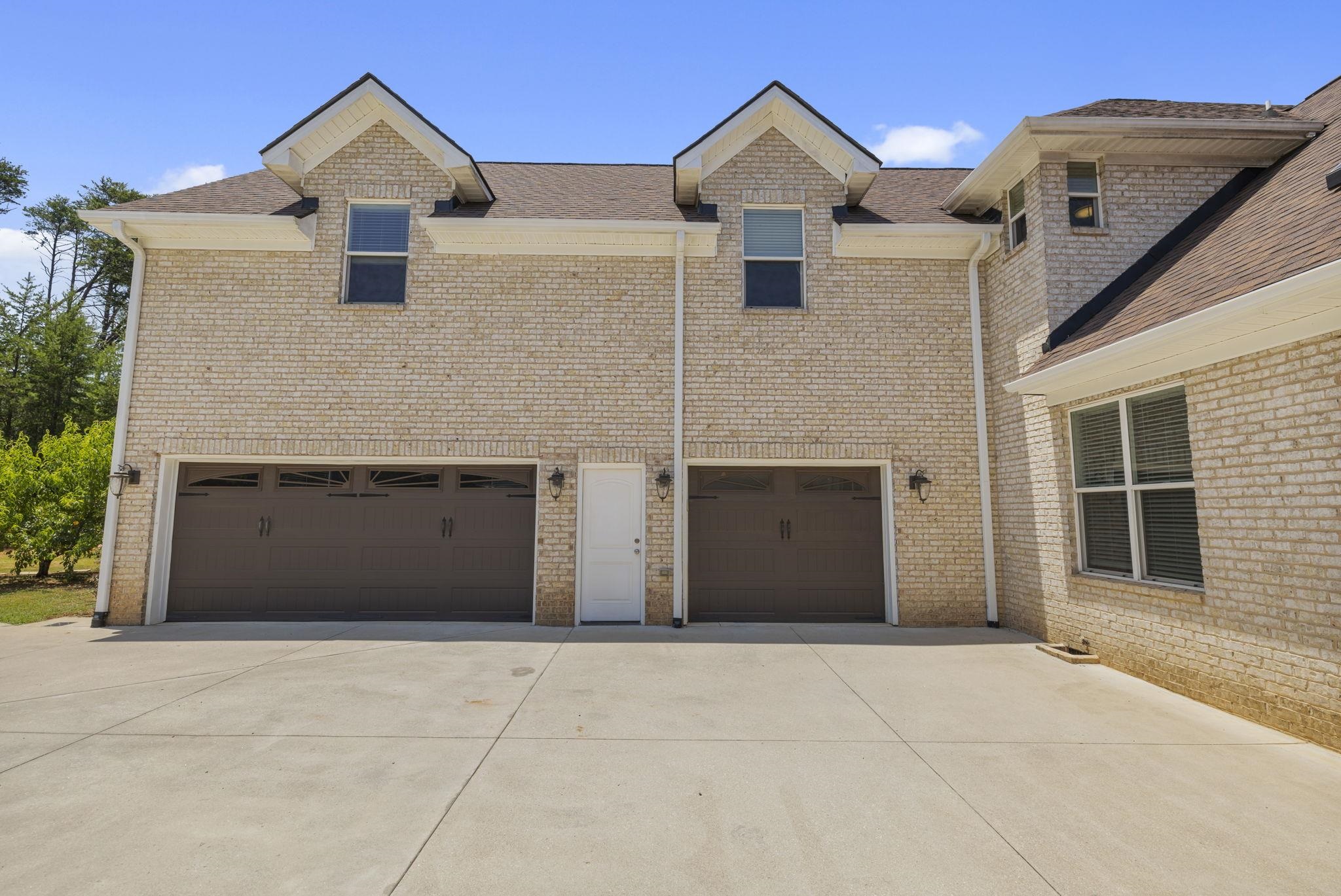 6735 Highway 357 Campobello, SC 29322 - Photo 7 of 50