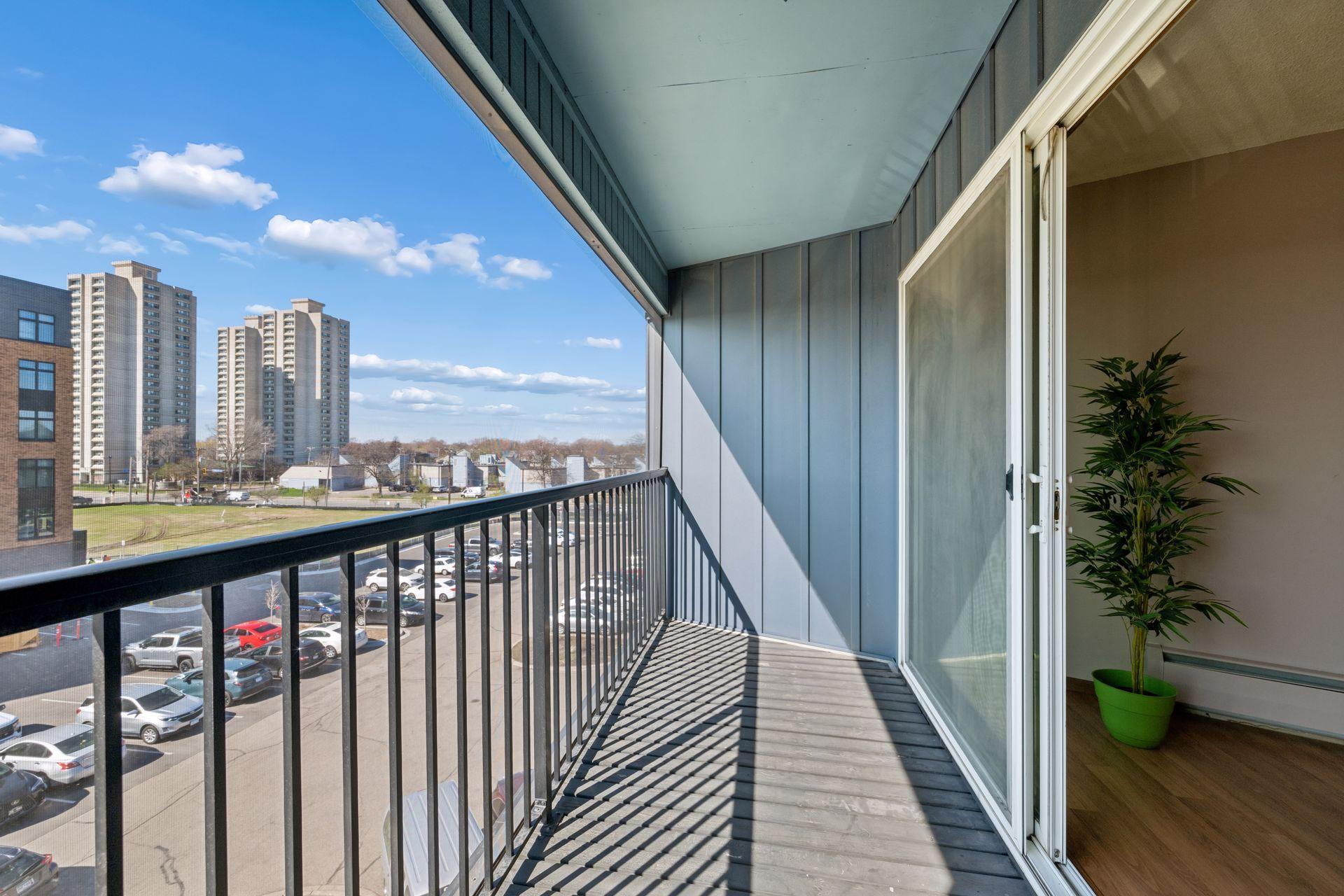 1 West Lake Street, Unit 420 Minneapolis, MN 55408 - Photo 17 of 37