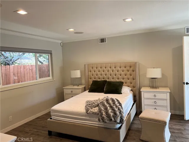 $5,500 | 1 Hopkins Street, Irvine, CA 92612