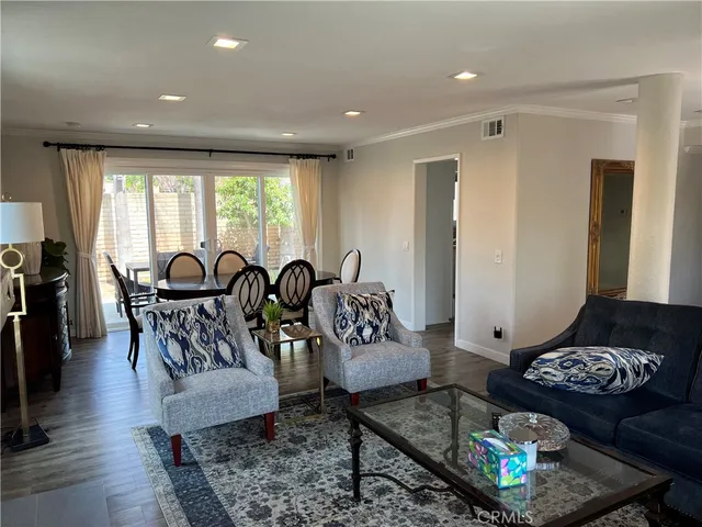 $5,500 | 1 Hopkins Street, Irvine, CA 92612