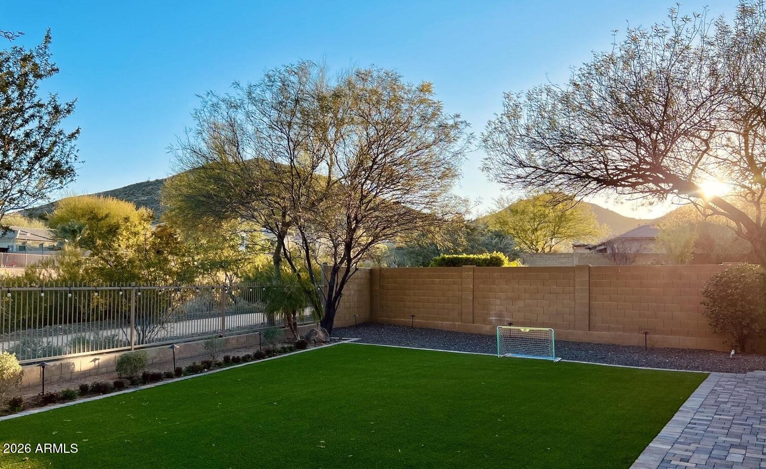 2012 West Chimney Rock Road Phoenix, AZ 85085 - Photo 19 of 29 20220311175248302955000000-o