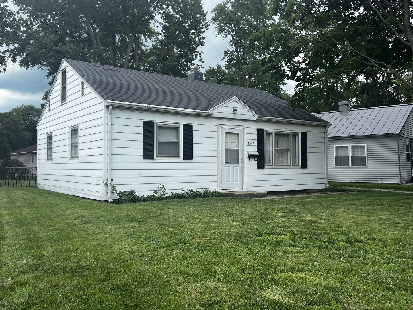 1353 Fairlawn Drive Rantoul, IL 61866 - Photo 1 of 21
