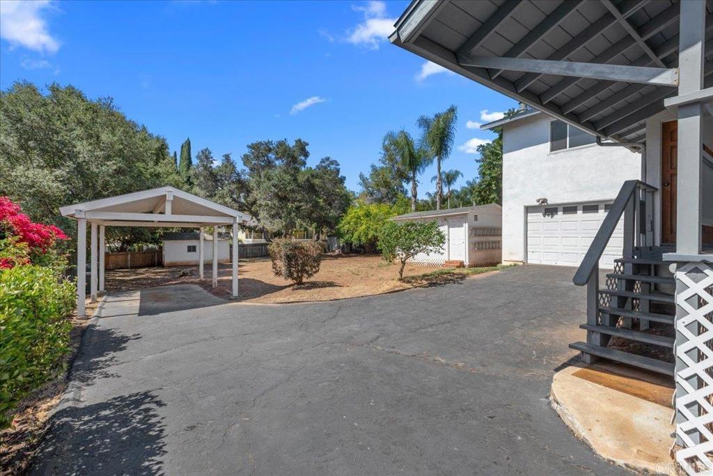 441 Condado Way Escondido, CA 92025 - Photo 38 of 49