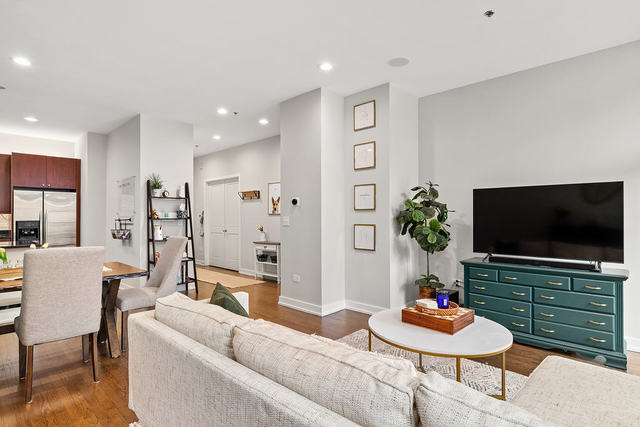 Undisclosed Address Chicago, IL 60654 - Photo 7 of 23