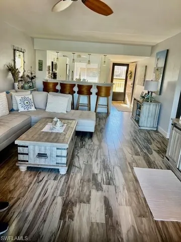 $349,900 | 1075 Foxfire Lane, Unit 203, Naples, FL 34104