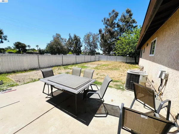 a view of yard and ocean view