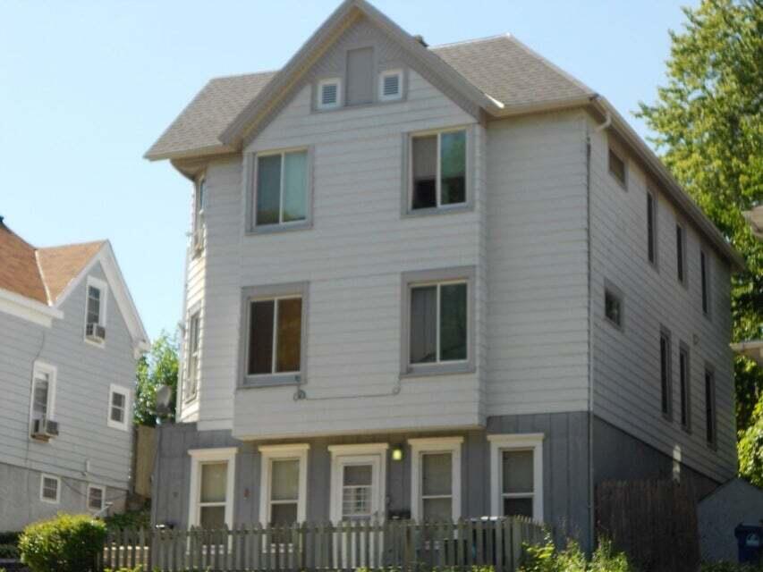 2010 Kinzie Avenue Racine, WI 53405 - Photo 1 of 1 20220411222609870486000000-o