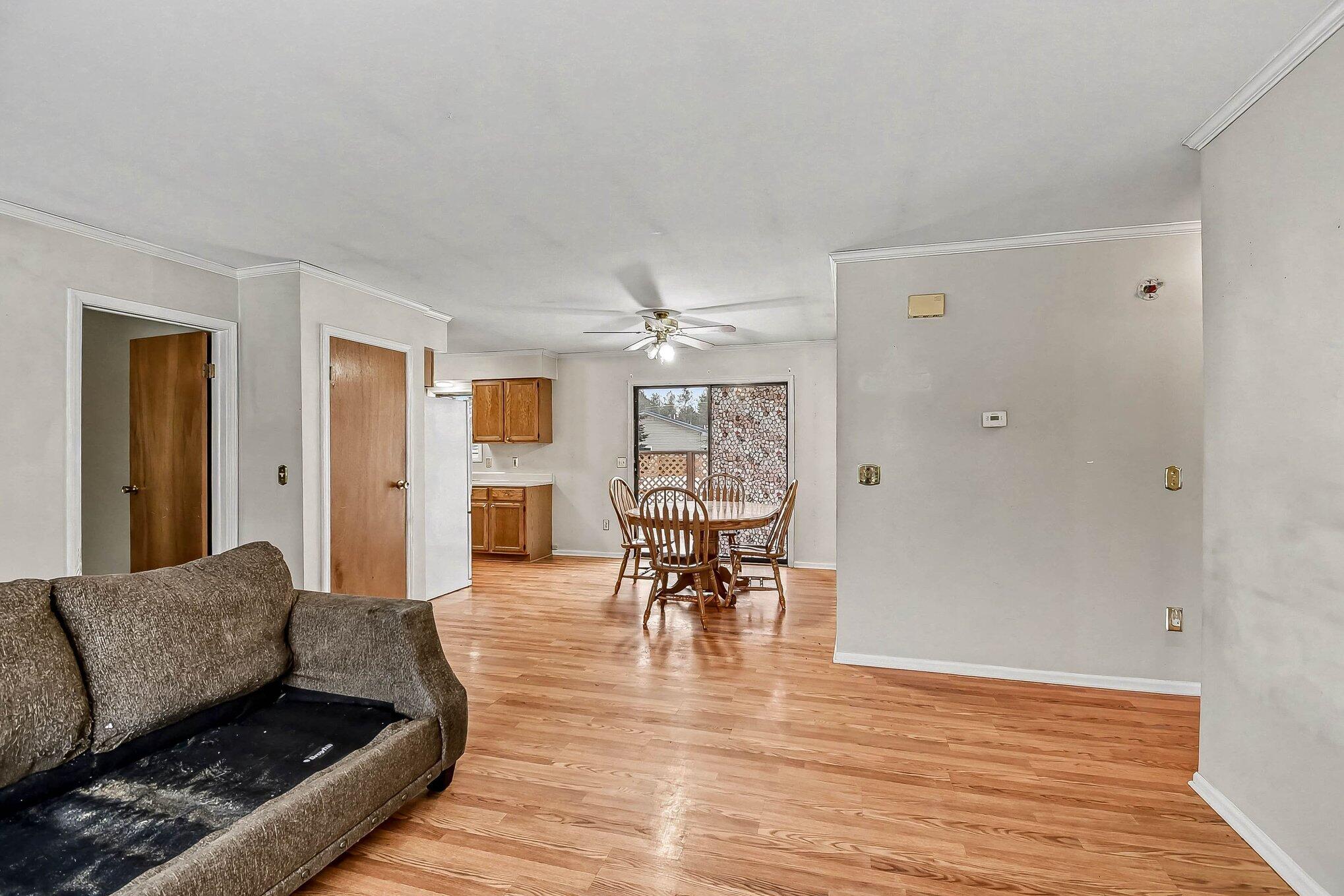301 Ragen-Bogen Drive Gaylord, MI 49735 - Photo 5 of 26 Living Room