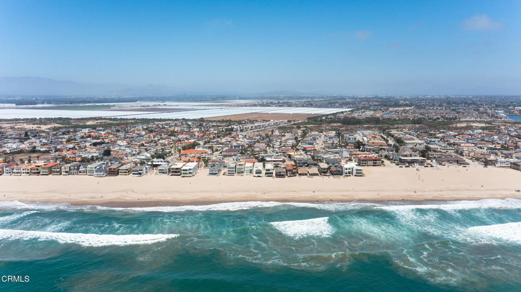5125 West Wooley Road, Unit 5 Oxnard, CA 93035 - Photo 4 of 32