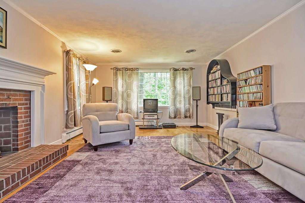 7 Eliot Hill Road Natick, MA 01760 - Photo 12 of 36 Gallery Image 12