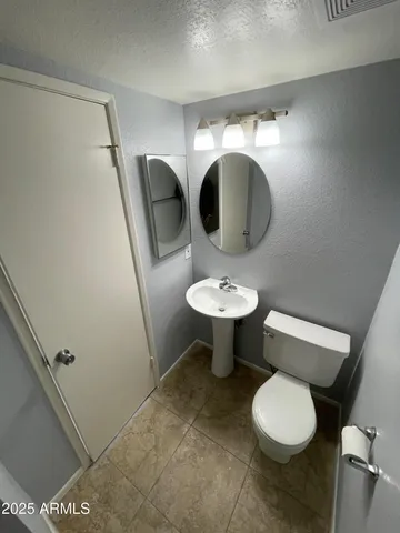 $2,000 | 10421 West Puget Avenue, Peoria, AZ 85345