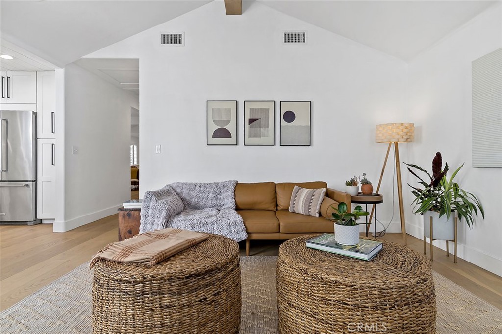 314 Ultimo Avenue Long Beach, CA 90814 - Photo 1 of 1 a living room with furniture