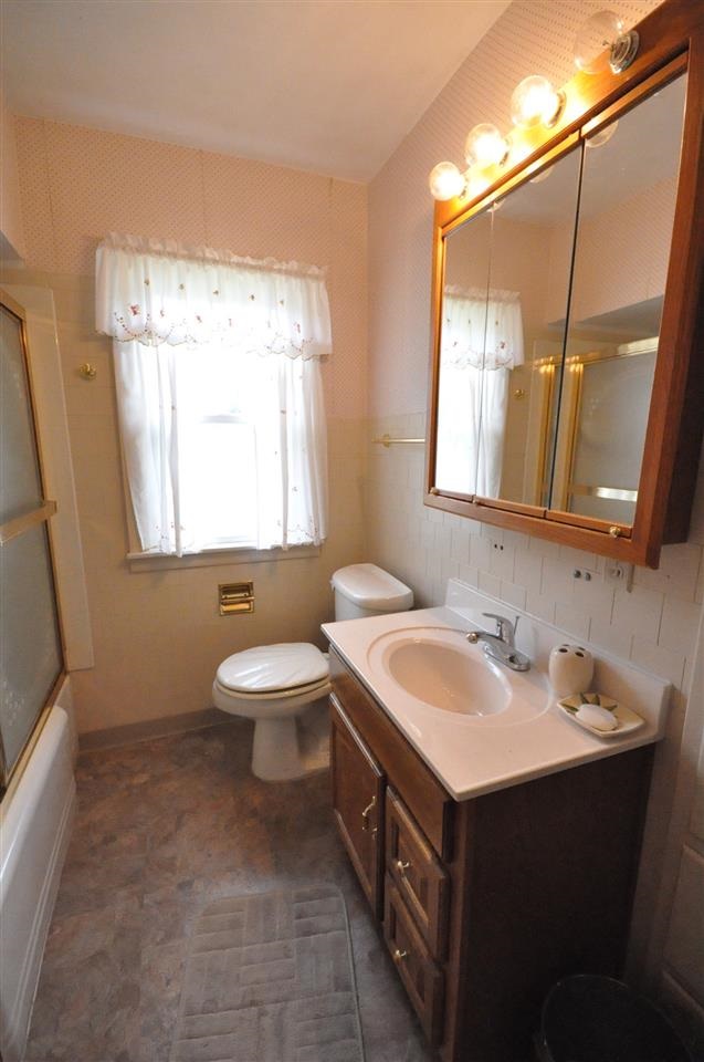 2117 Vogel Road Evansville, IN 47711 - Photo 11 of 17 Gallery Image 11