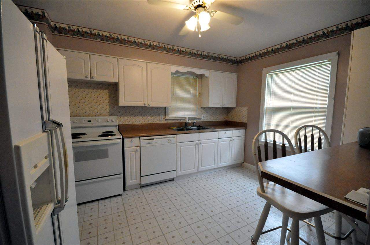 2117 Vogel Road Evansville, IN 47711 - Photo 6 of 17 Gallery Image 6
