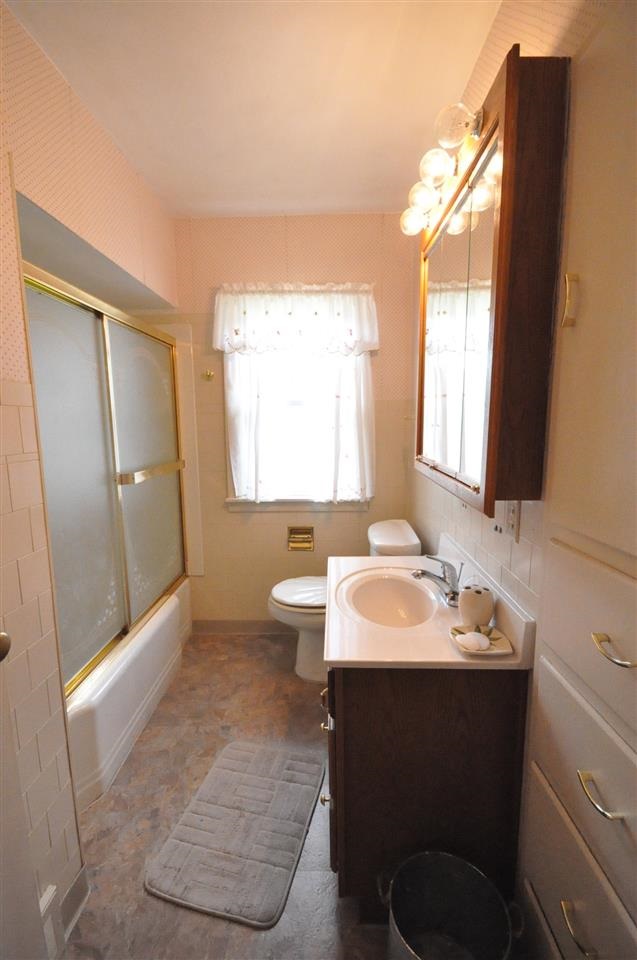 2117 Vogel Road Evansville, IN 47711 - Photo 10 of 17 Gallery Image 10