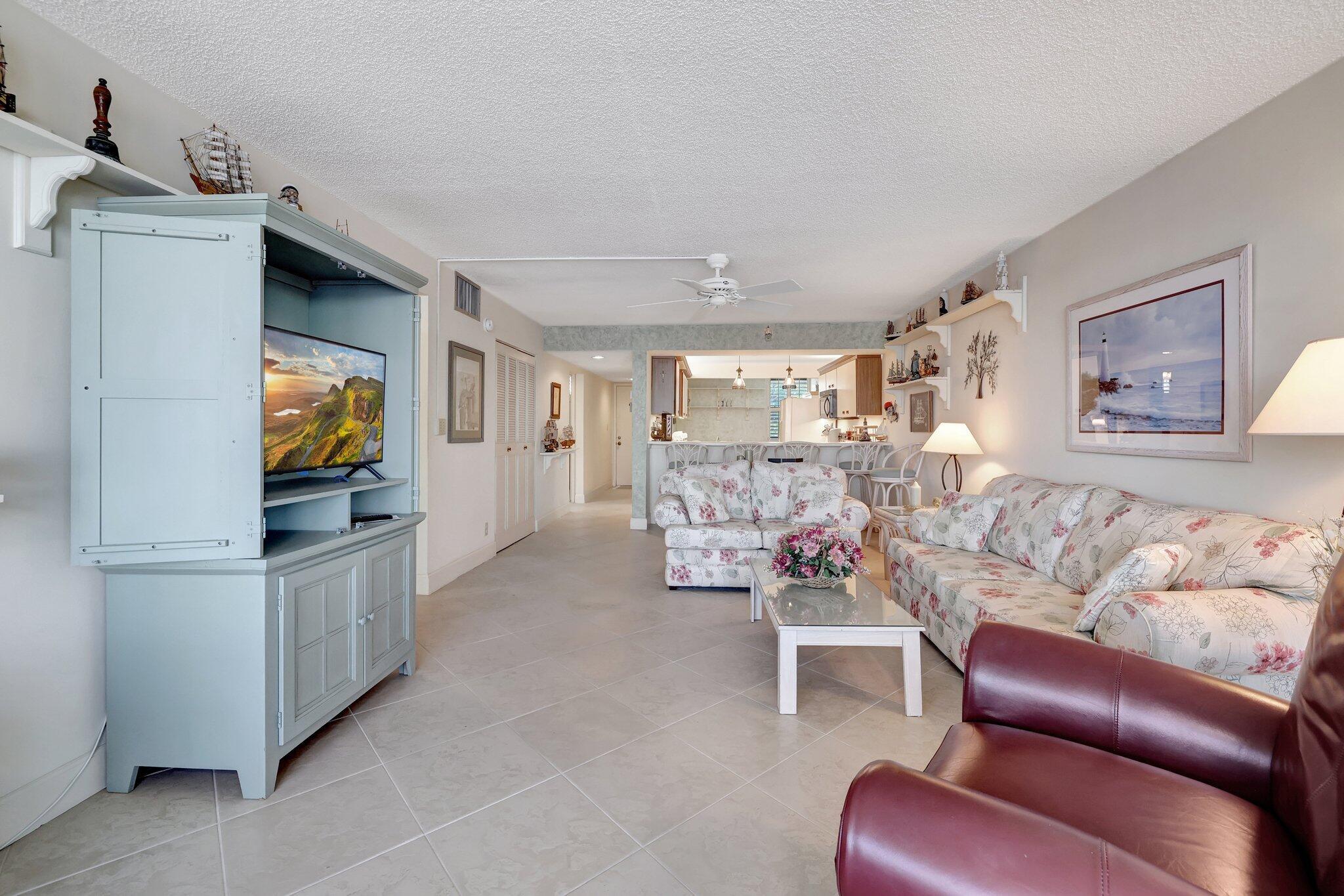 1950 Southwest Palm City Road, Unit 14304 Stuart, FL 34994 - Photo 19 of 54 17-web-or-mls-632A6660