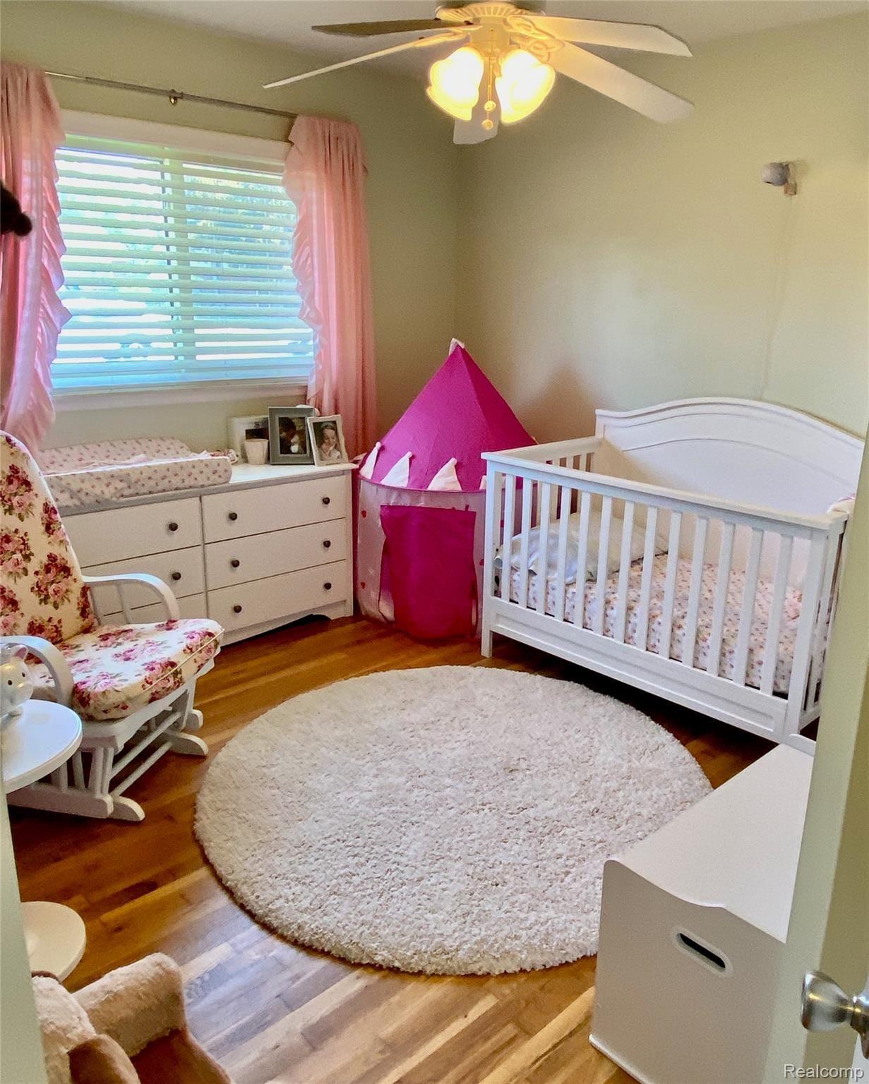 40565 Pickett Ridge Road Sterling Heights, MI 48313 - Photo 16 of 22 40565 Pickett Ridge - 17 of 23.jpeg