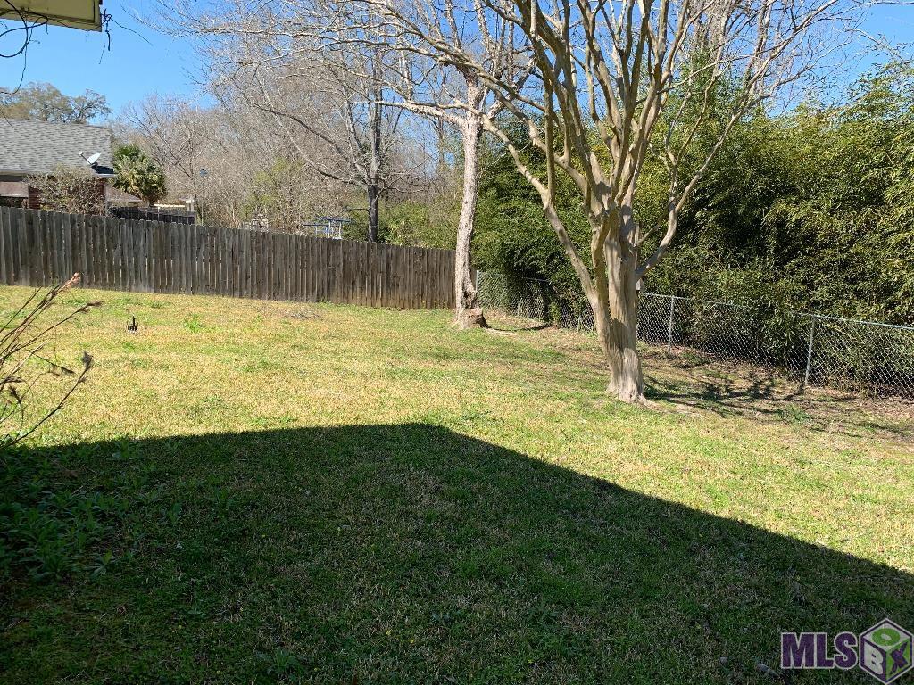 12941 Deerpath Way Baton Rouge, LA 70816 - Photo 5 of 25