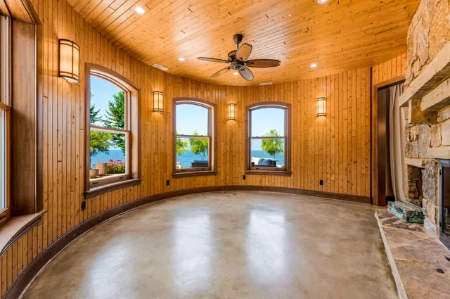 $6,250,000 | 5707 Bay Shore Drive, Sturgeon Bay, WI 54235