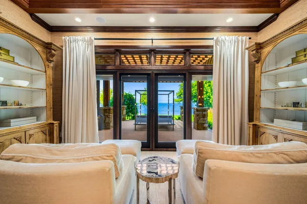 $6,250,000 | 5707 Bay Shore Drive, Sturgeon Bay, WI 54235