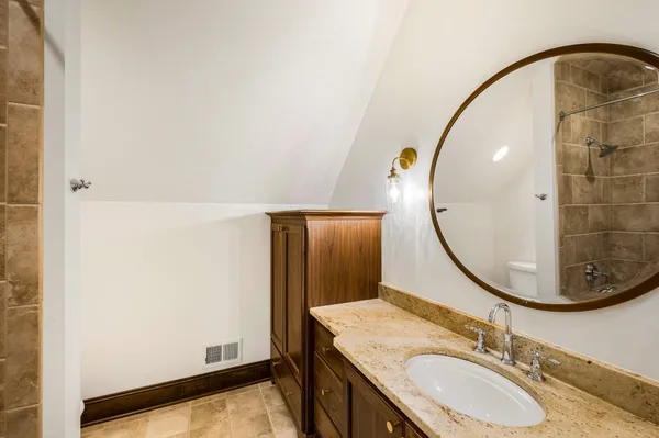$6,250,000 | 5707 Bay Shore Drive, Sturgeon Bay, WI 54235