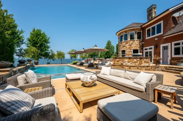 $6,250,000 | 5707 Bay Shore Drive, Sturgeon Bay, WI 54235