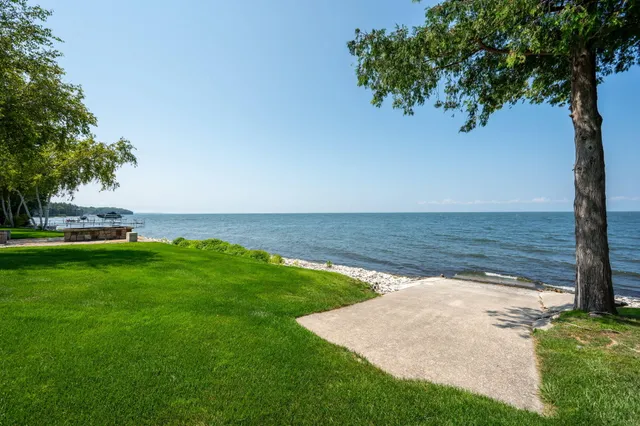 $6,250,000 | 5707 Bay Shore Drive, Sturgeon Bay, WI 54235