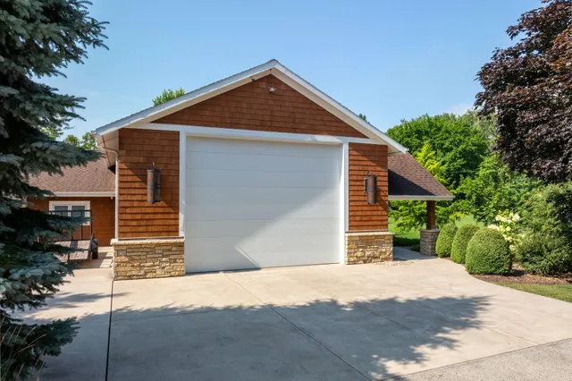 $6,250,000 | 5707 Bay Shore Drive, Sturgeon Bay, WI 54235