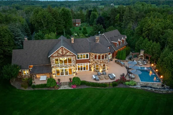 $6,250,000 | 5707 Bay Shore Drive, Sturgeon Bay, WI 54235