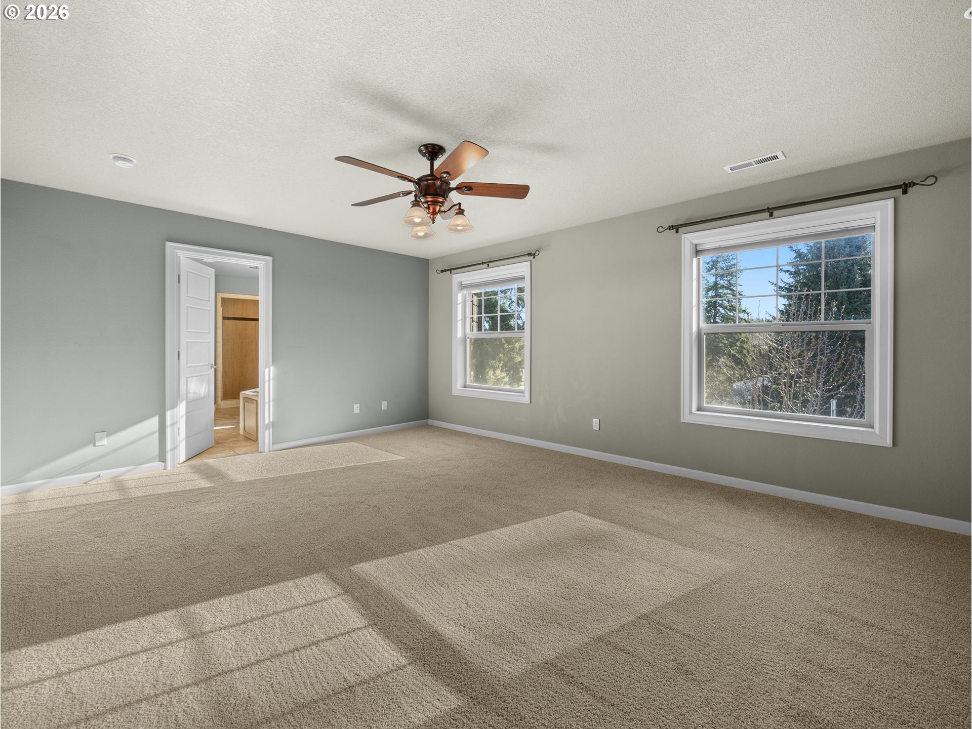 40192 Laurel Street Sandy, OR 97055 - Photo 21 of 37 a view of an empty room with a window