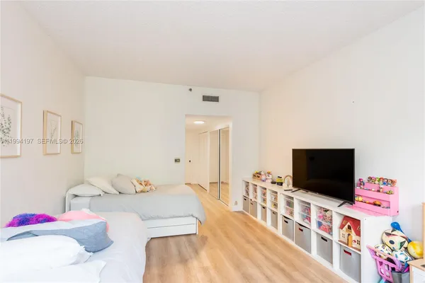 $8,500 | 251 Crandon Boulevard, Unit 141, Key Biscayne, FL 33149