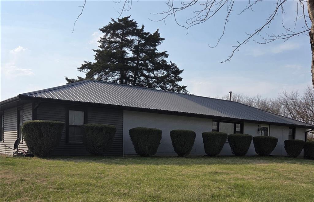 8019 Northwest Sale Barn Road Cameron, MO 64429 - Photo 1 of 1 Gallery Image 1