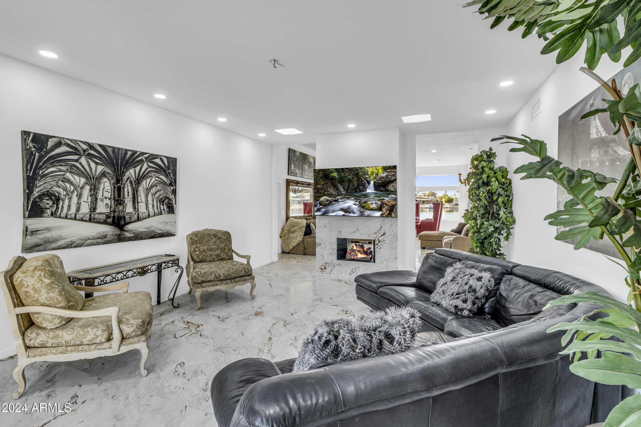 10601 West Bayside Road Sun City, AZ 85351 - Photo 7 of 18 IMG_5359