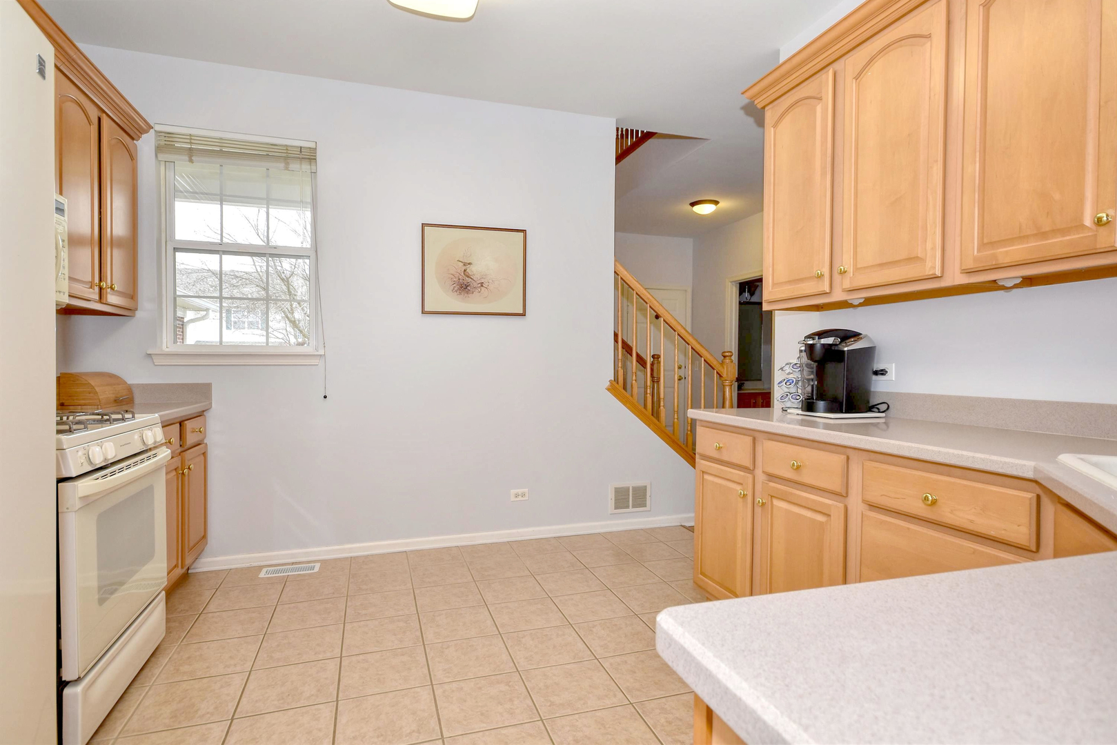 312 Ridge Road, Unit 312 North Aurora, IL 60542 - Photo 13 of 33