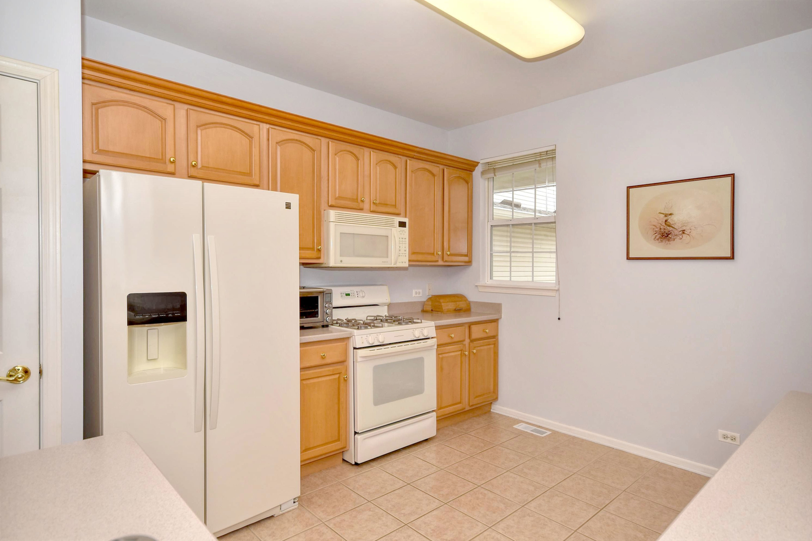 312 Ridge Road, Unit 312 North Aurora, IL 60542 - Photo 14 of 33