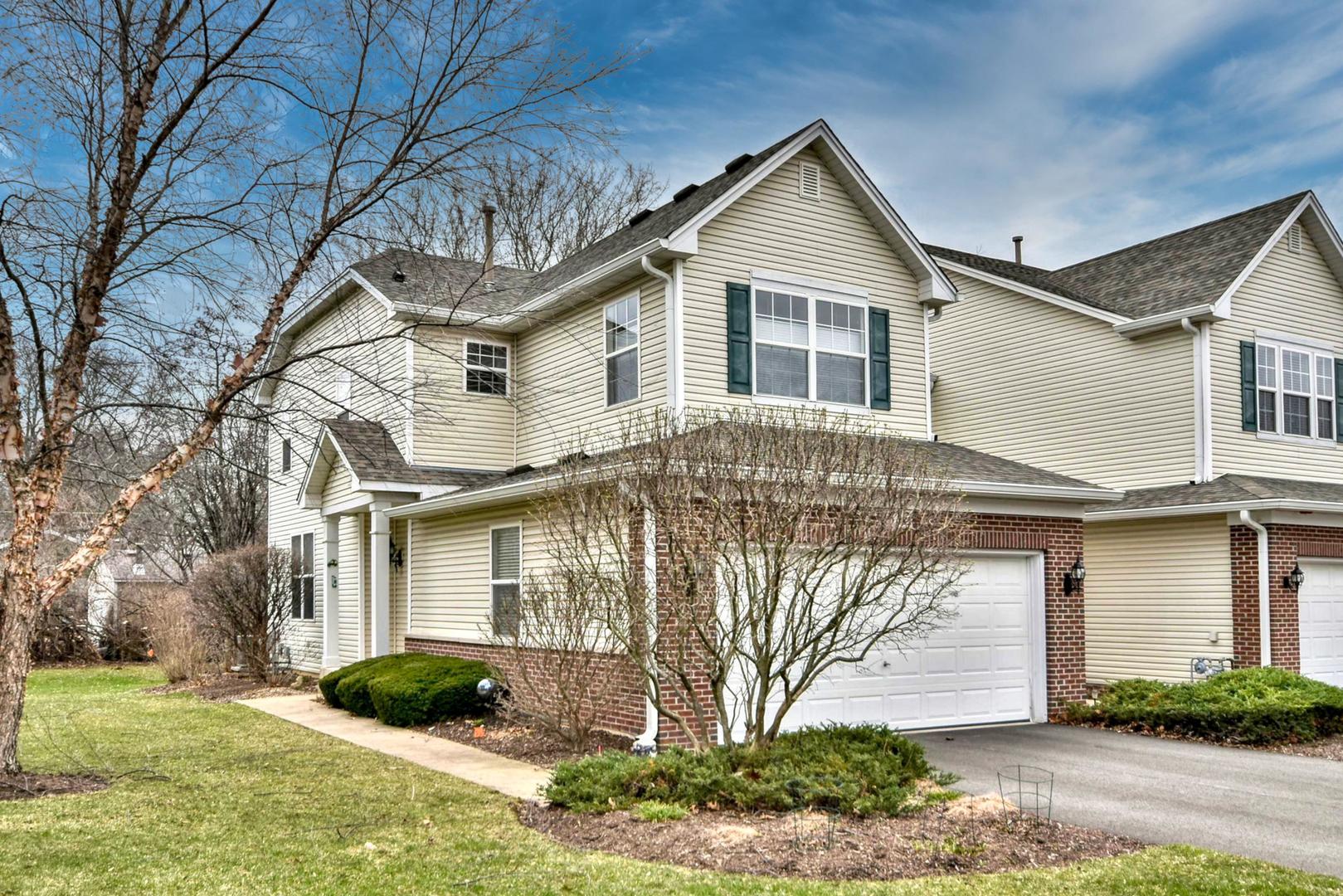 312 Ridge Road, Unit 312 North Aurora, IL 60542 - Photo 2 of 33