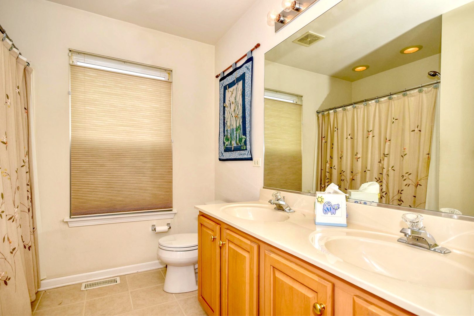 312 Ridge Road, Unit 312 North Aurora, IL 60542 - Photo 25 of 33