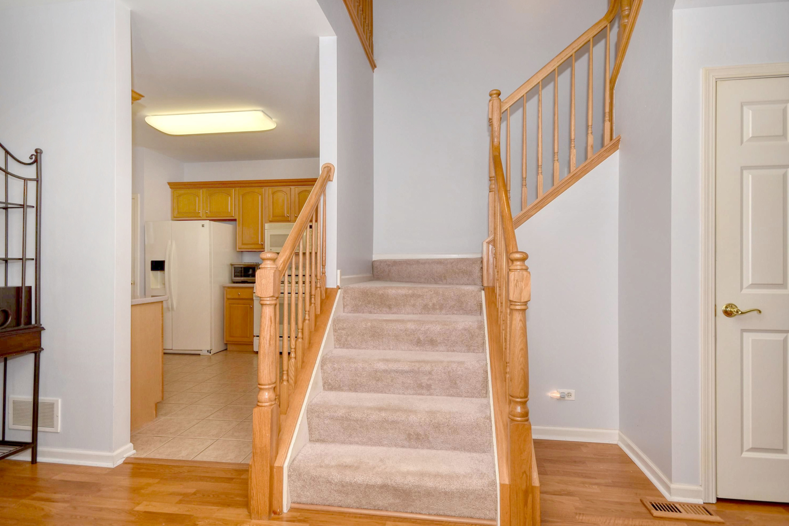 312 Ridge Road, Unit 312 North Aurora, IL 60542 - Photo 3 of 33