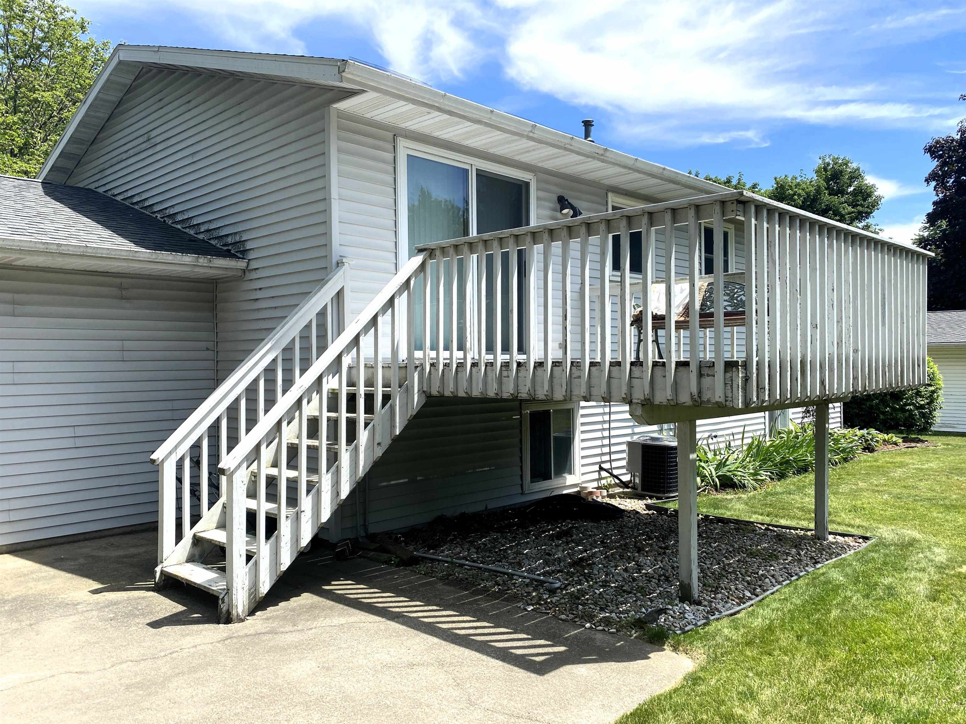 210 Avalon Road Columbus, WI 53925 - Photo 13 of 69