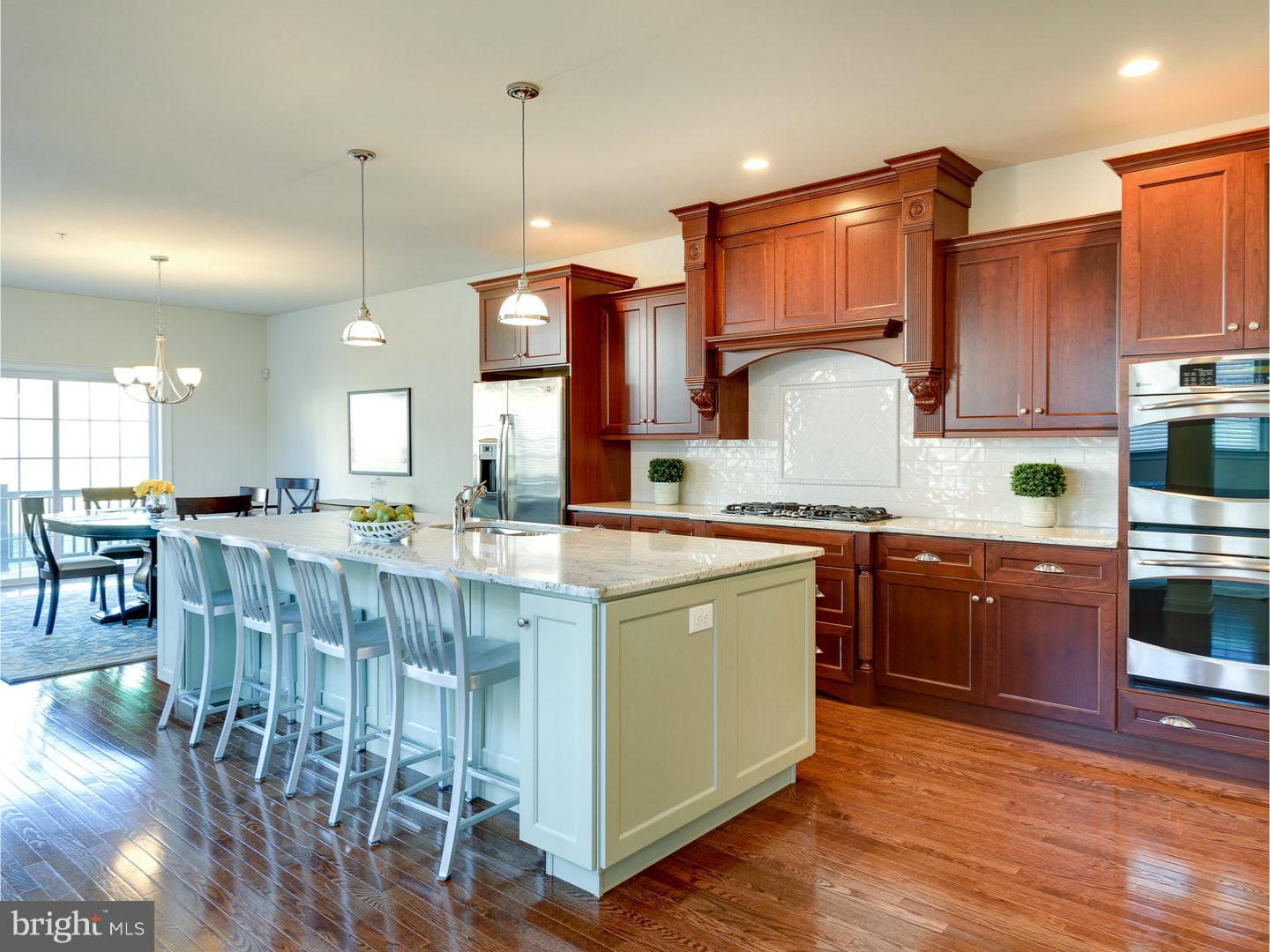 409 Ravenscliff Drive Springfield, PA 19064 - Photo 2 of 25