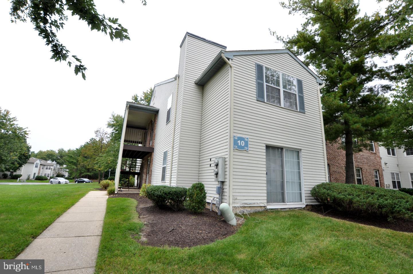 76 Center Lane Mount Laurel, NJ 08054 - Photo 2 of 23 Gallery Image 2