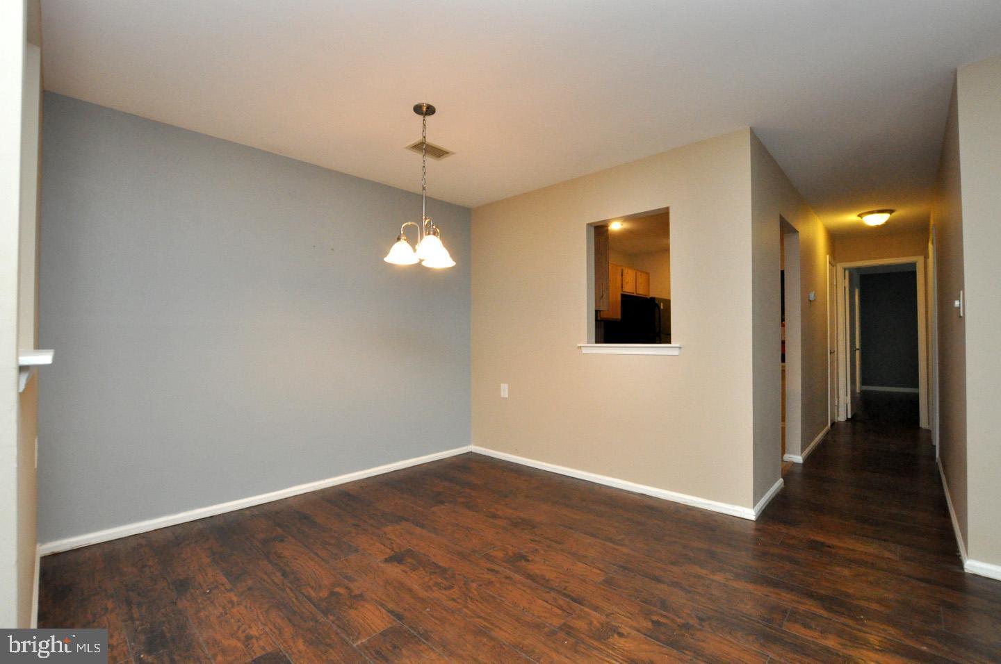 76 Center Lane Mount Laurel, NJ 08054 - Photo 7 of 23 Dining area