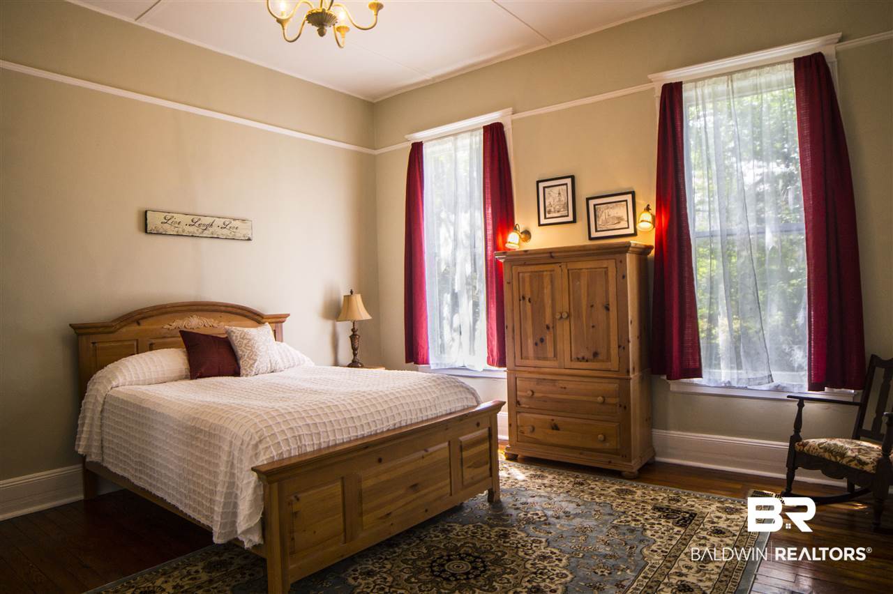 134 Margaret Street Mobile, AL 36607 - Photo 9 of 41