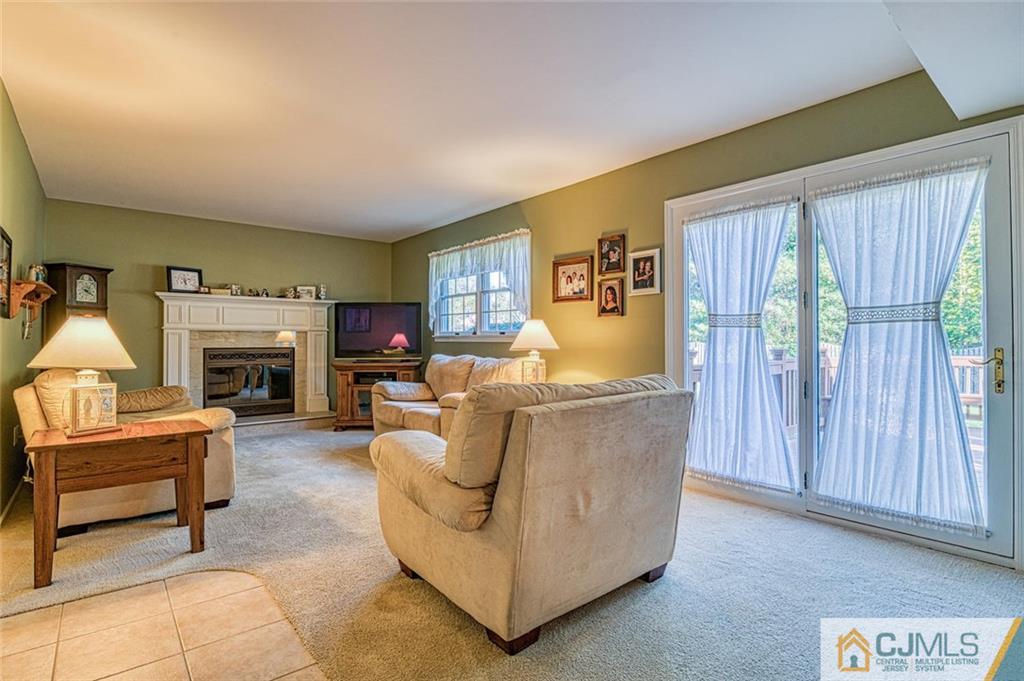 13 Pullman Loop Dayton, NJ 08810 - Photo 11 of 29 Gallery Image 11
