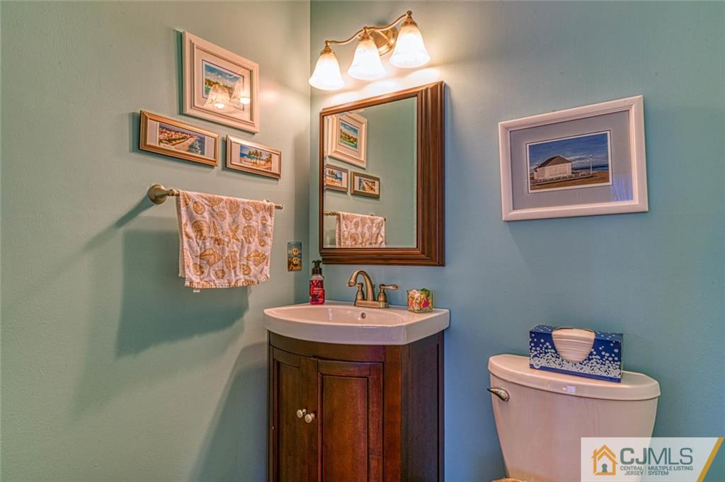 13 Pullman Loop Dayton, NJ 08810 - Photo 18 of 29 Gallery Image 18