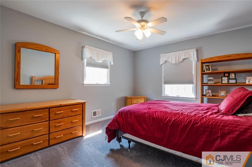 13 Pullman Loop Dayton, NJ 08810 - Photo 20 of 29 Gallery Image 20