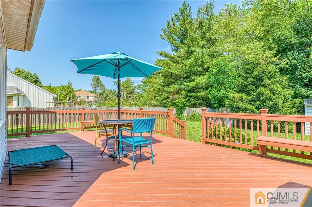 13 Pullman Loop Dayton, NJ 08810 - Photo 25 of 29 Gallery Image 25
