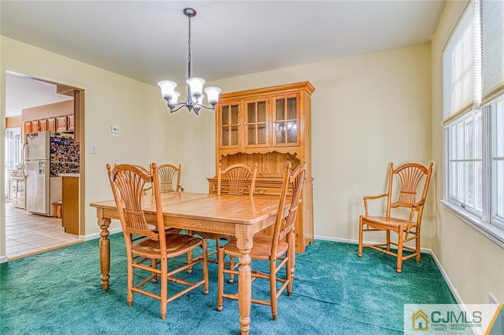 13 Pullman Loop Dayton, NJ 08810 - Photo 6 of 29 Gallery Image 6