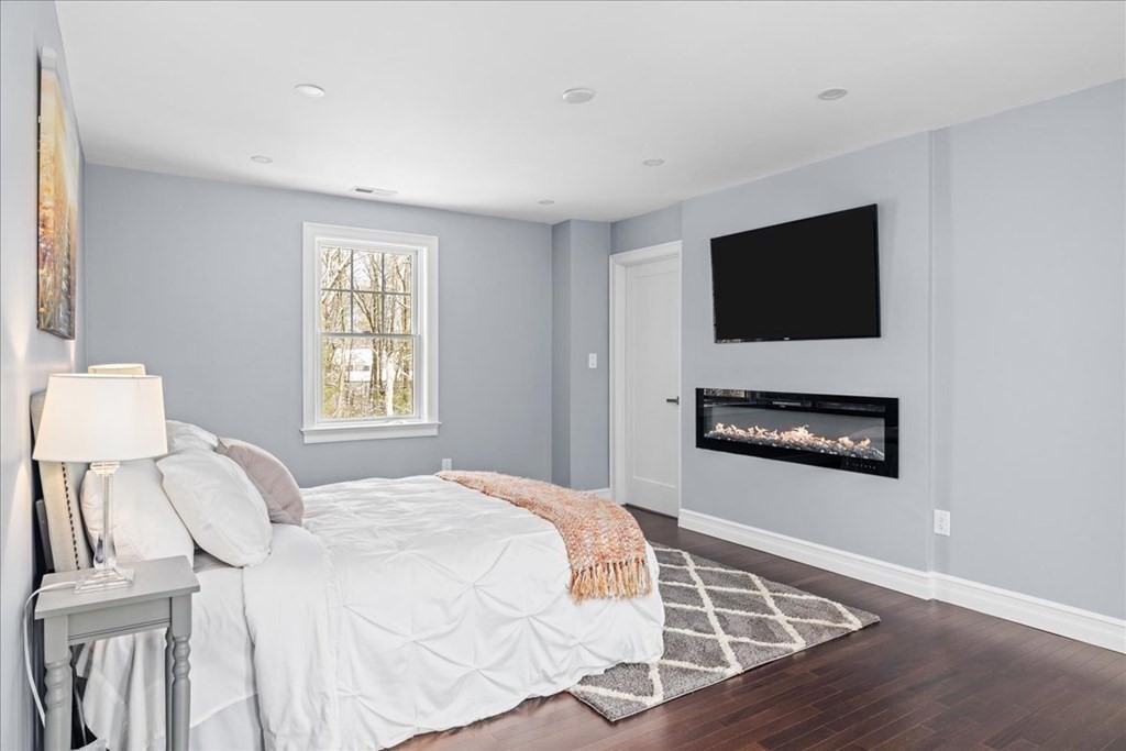 68 Wilmington Road Burlington, MA 01803 - Photo 21 of 42 Gallery Image 21