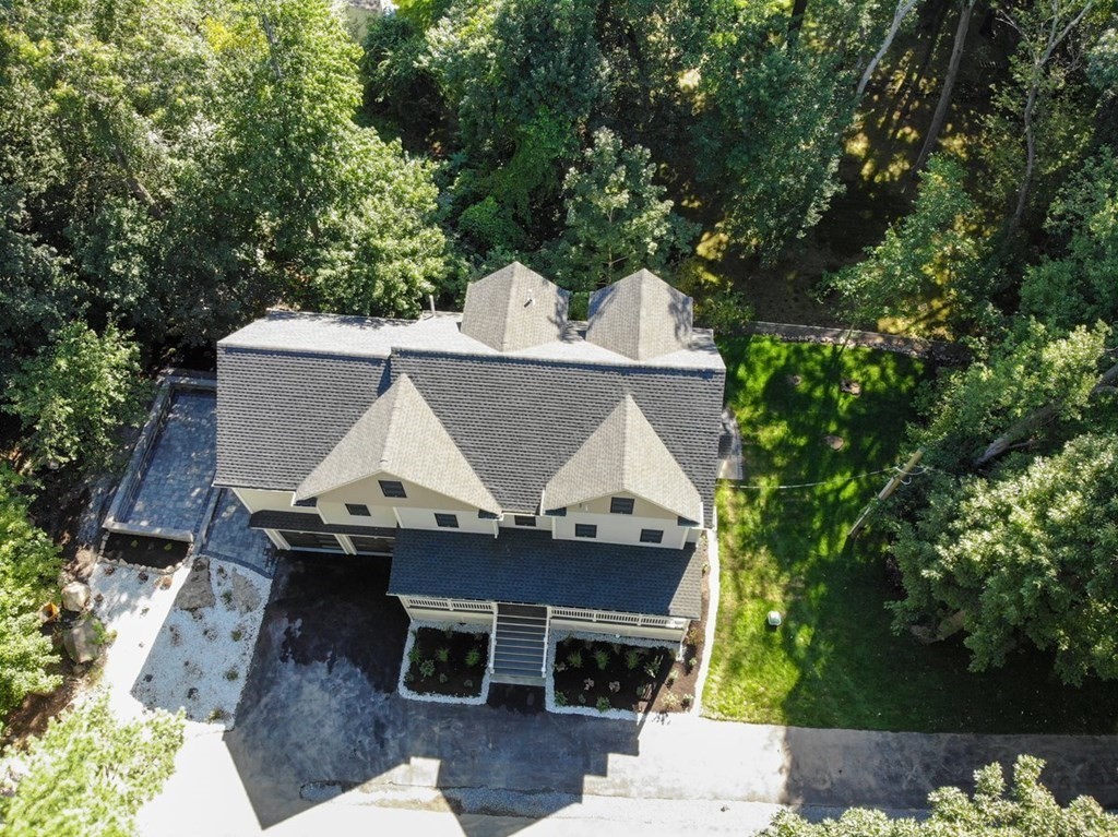 68 Wilmington Road Burlington, MA 01803 - Photo 3 of 42 Gallery Image 3